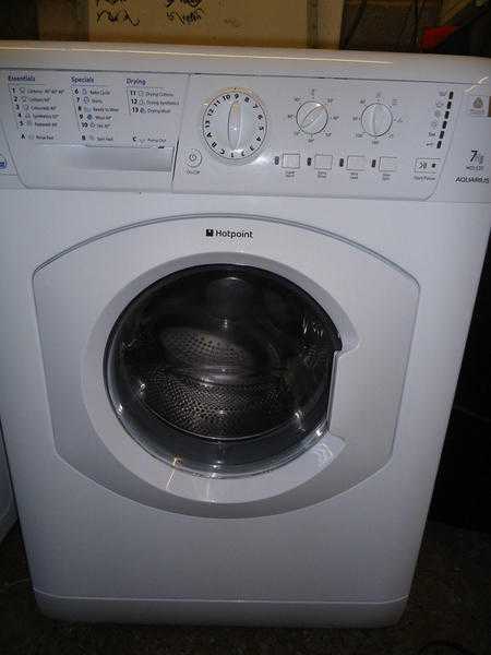 hotpoint aquarius 7kg washing machine in excellent condition .delivery possible