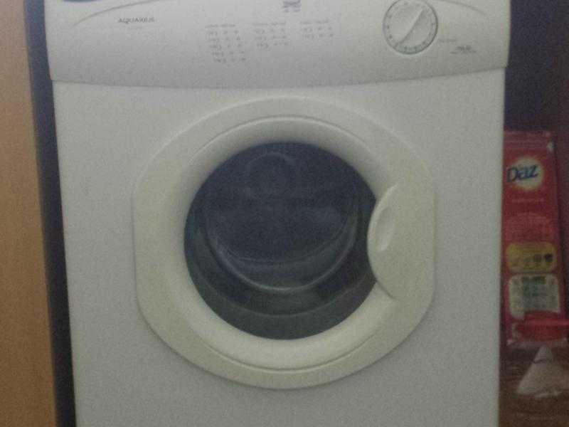 Hotpoint Aquarius Dryer Vented - TDL32 - 7 kilo