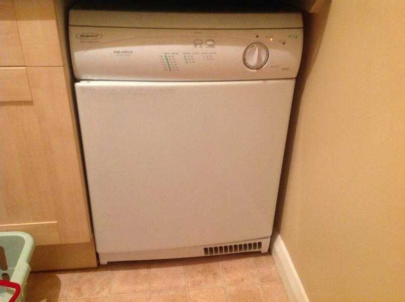 HOTPOINT CONDENSER TUMBLE DRYER