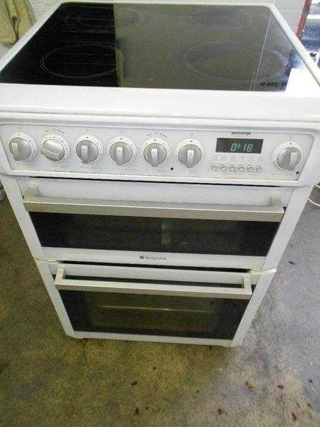 hotpoint cooker electric.with  ceramic top 59cm.nice tidy condition .delivery possible