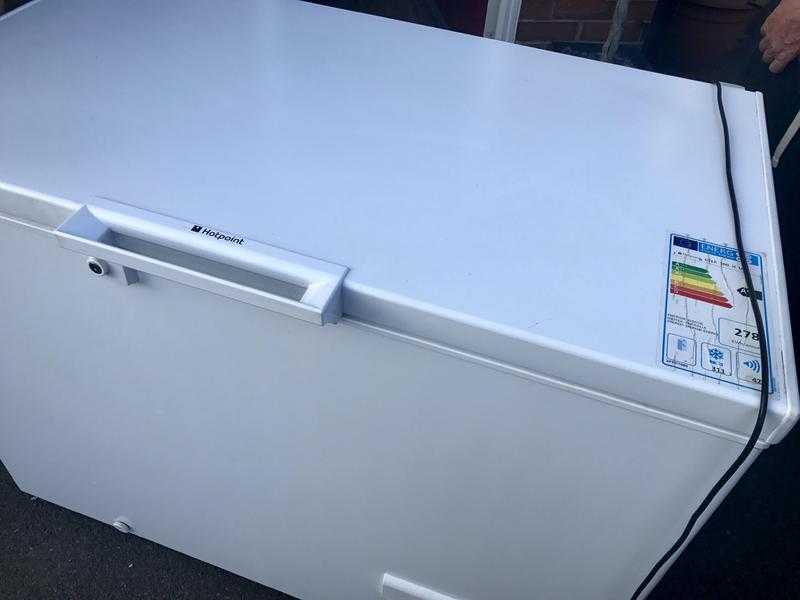 Hotpoint CS1A300H 300L Chest Freezer - FULL WORKING ORDER