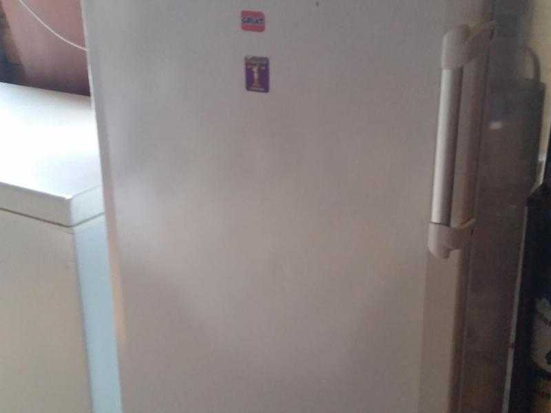 HOTPOINT FRIDGE