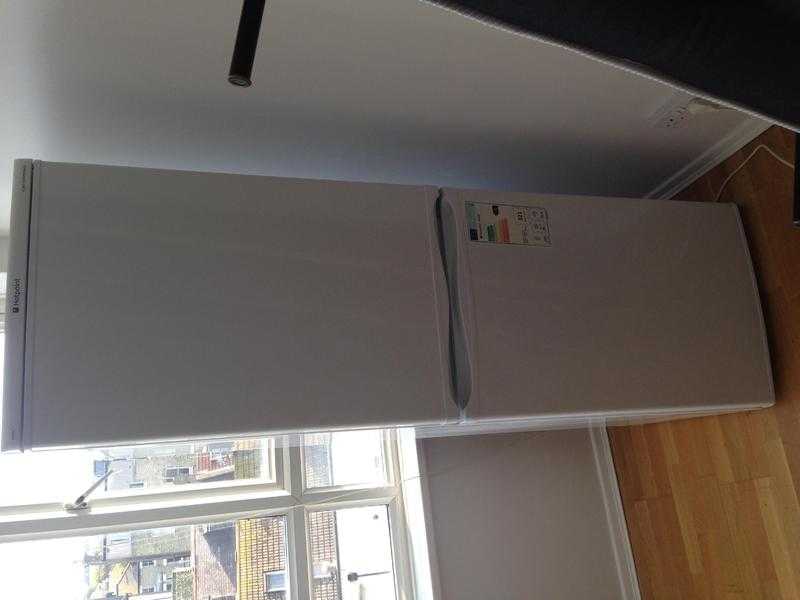 Hotpoint fridge freezer RFA52