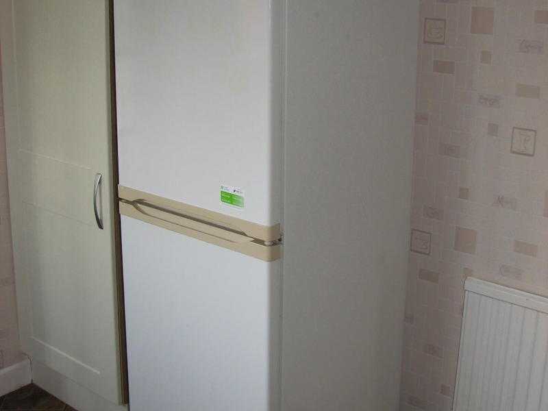 Hotpoint Mistral Fridge  Freezer