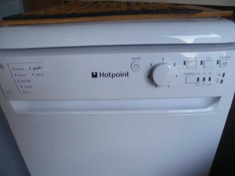 Hotpoint slimline dishwasher