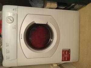 HOTPOINT TUMBLE DRYER 8kg LOAD