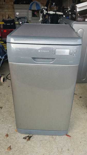 Hotpoint Ultima Super Silent Slimline Dishwasher