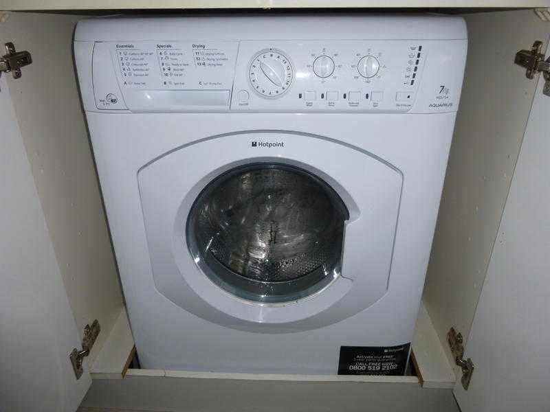 Hotpoint Washer Dryer - 90 (model WDL754PUK)