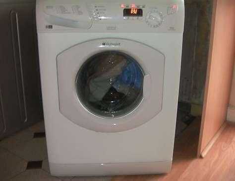 hotpoint washing machine 6kg 1200spin.delivery possible