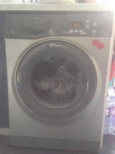 HOTPOINT WMEF742 FREESTANDING WASHING MACHINE