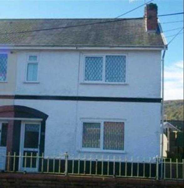 house for sale in clydach
