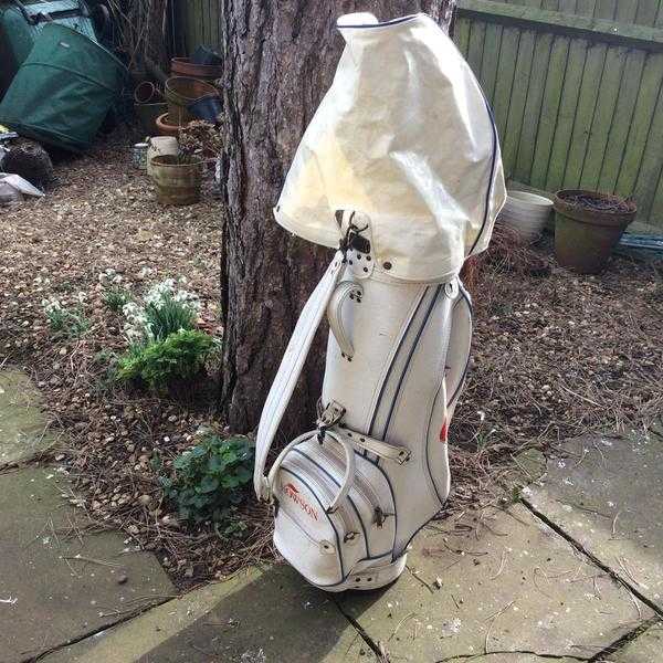 Howson Plus Oversize clubs amp large white Howson bag