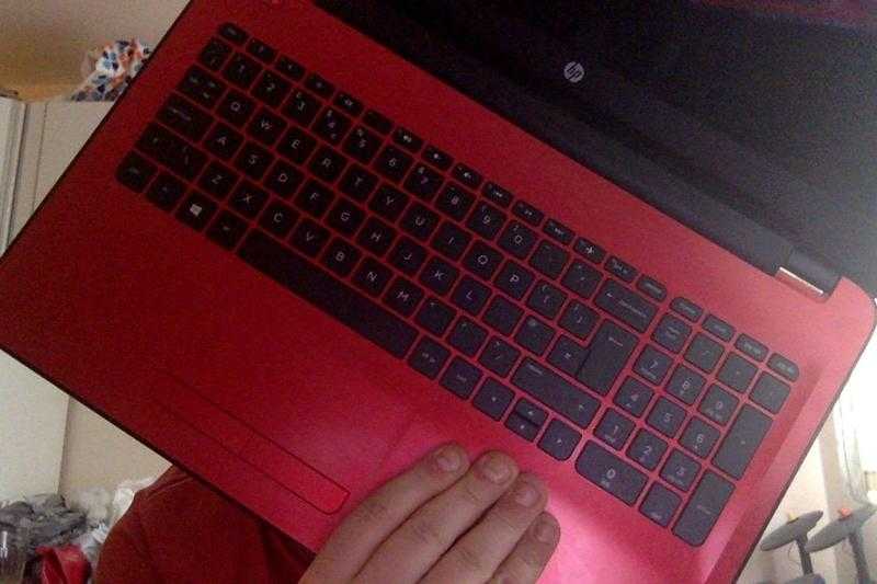 HP 15quot Laptop (red) -  Excellent Condition. 4gb RAM, 1tb HDD.