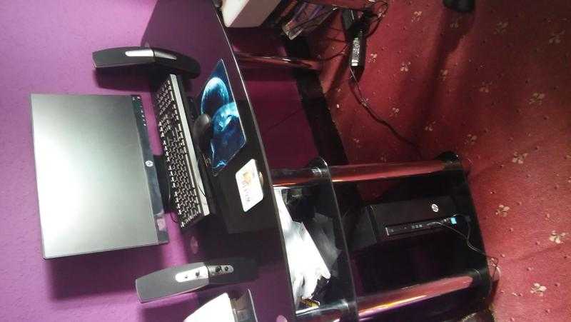 hp pc and desk