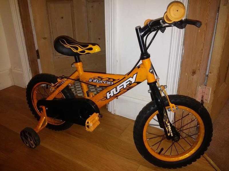 Huffy Inferno Boy039s bike age 4-7, amazing condition