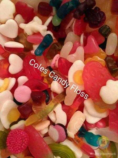 Huge 500g pick 039n039 mix with 25 different sweets. Free gift amp delivery available till 1am Take card