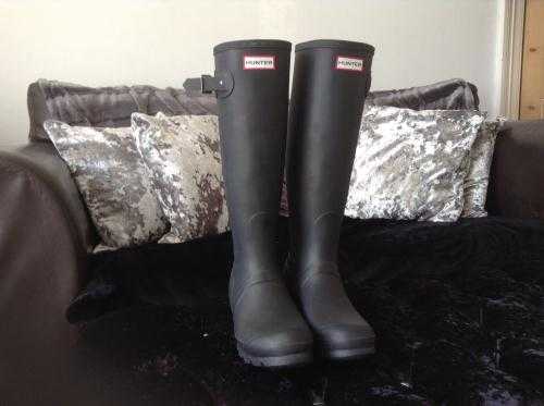 HUNTER WELLIES