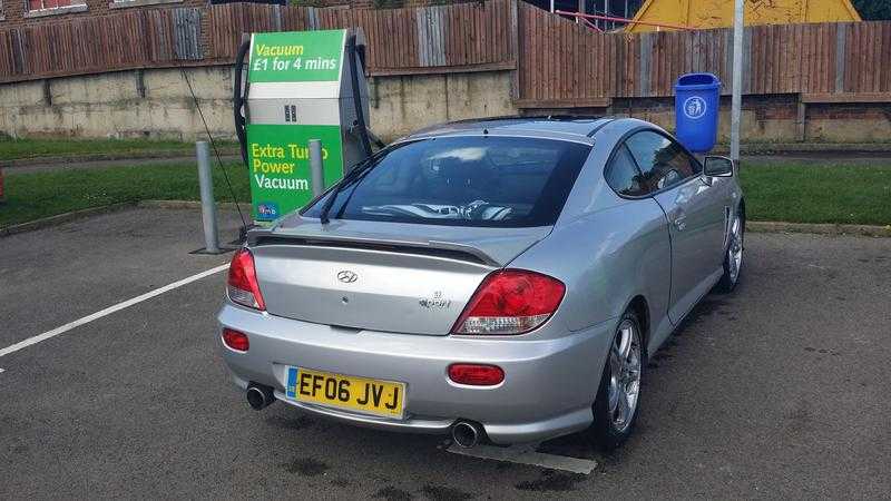 Hyundai Coupe 2006 automatic, low mileage 46k, MOT till May 2017