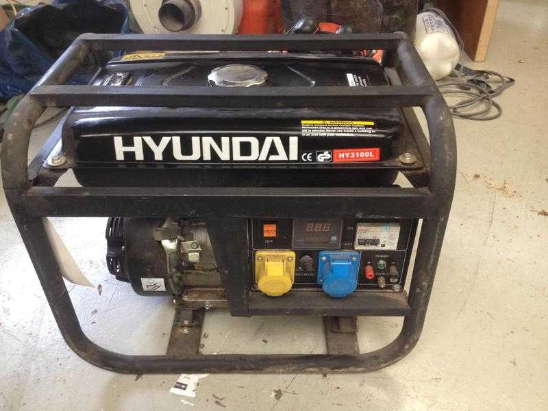 HYUNDAI HY3100L 2.8KW PETROL GENERATOR