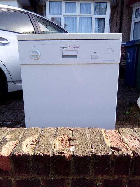 I AM GIVING AWAY A FREE OF CHARGE HOTPOINT FIRST EDITION DISHWASHER
