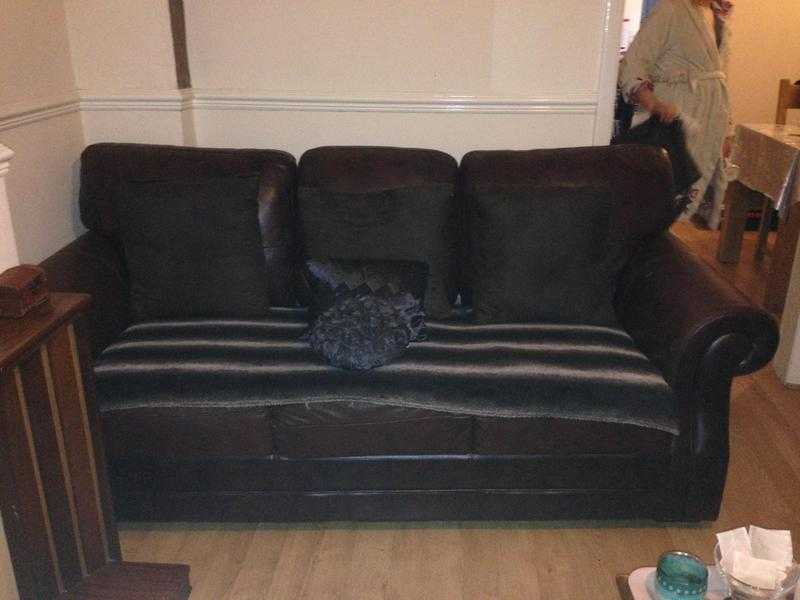 I have 2 sofa for sale