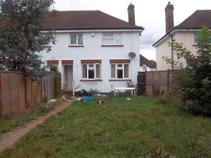 I have a 2 Bed House in West Drayton. Seeking Isle of Wight for Exchange.