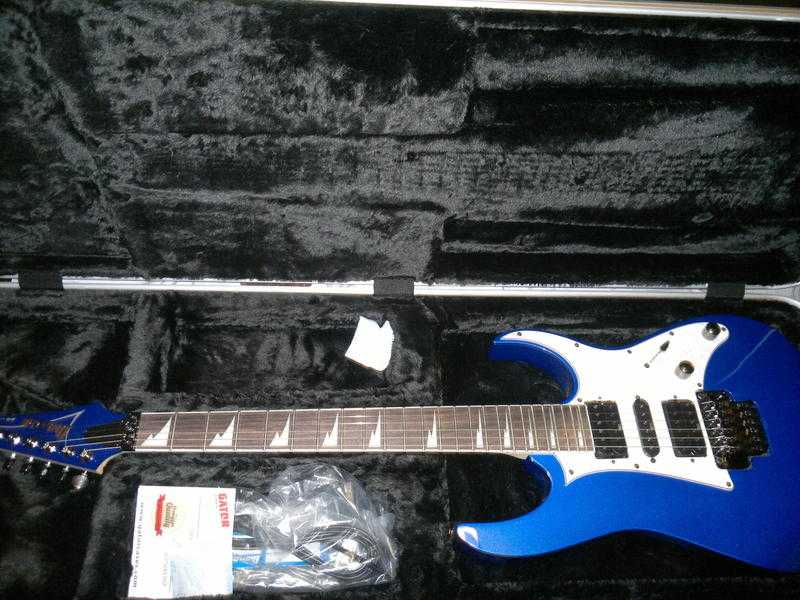 Ibanez RG450dx electric guitar with hard case