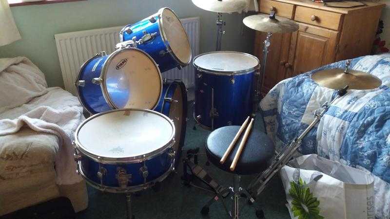 Idgewood drum kit