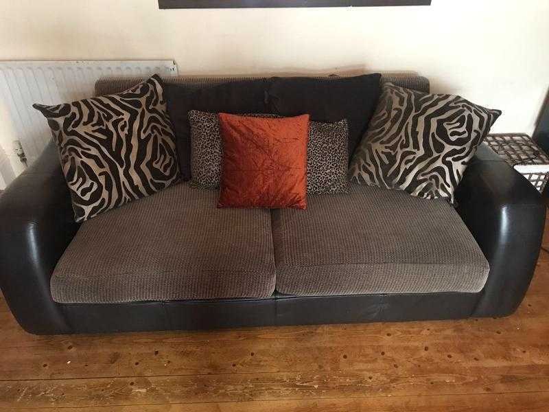 Immaculate 3 seater sofa and love seat