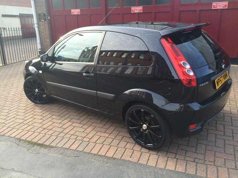 IMMACULATE FORD FIESTA ZETEC SPORT TDCI, CUSTOM ALLOYS, LADY OWNER