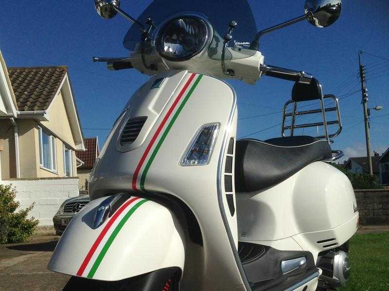 Immaculate VESPA GTS 125 SUPER IE, always garaged with only 2794 miles