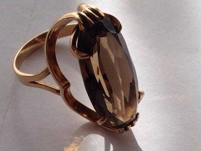 Impressive smokey quartz ring