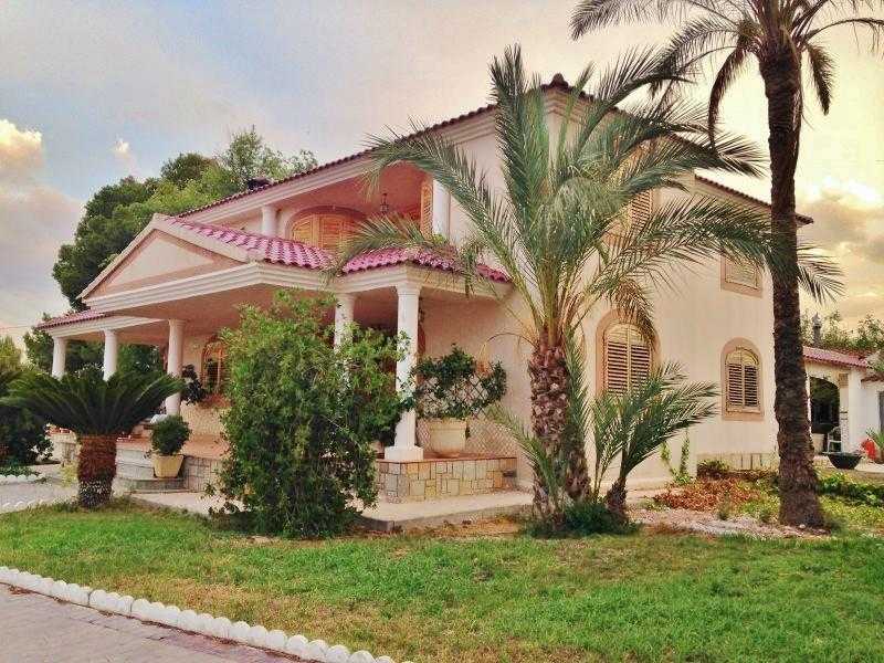 INCREDIBLE DETACHED VILLA IN MULA, MURCIA