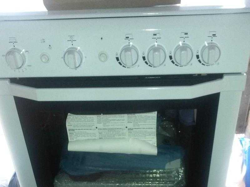 INDESIT I6GG1W 60 cm Gas Cooker
