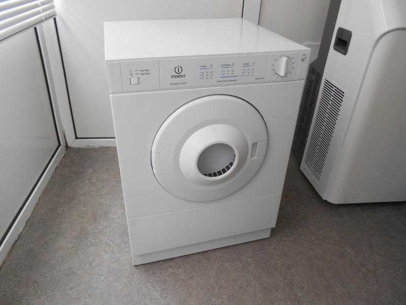 INDESIT SMALL TUMBLE DRYER MODEL IS31V