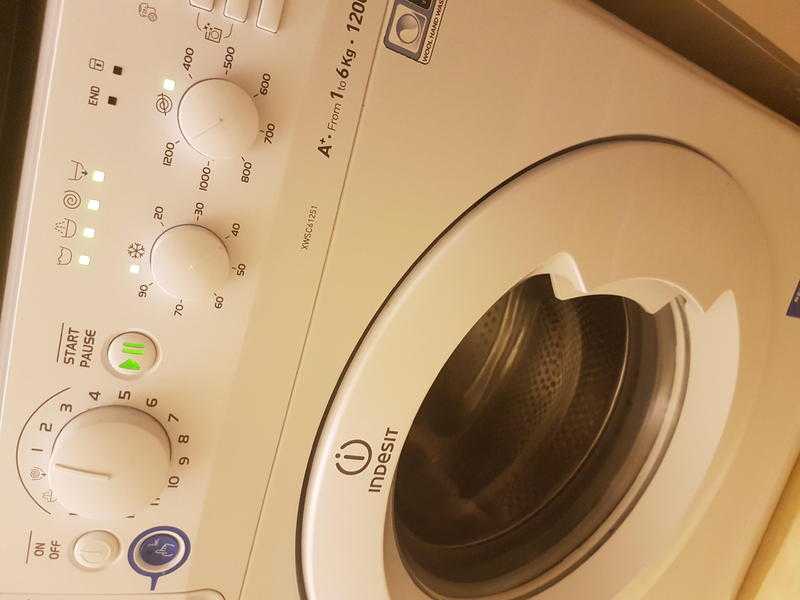 INDESIT washing machine