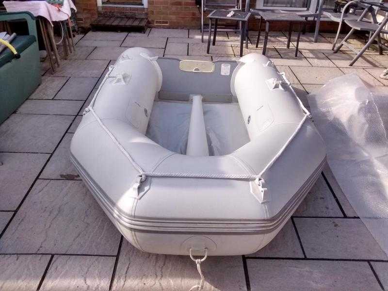 INFLATABLE DINGHY JAGO 2.7 METERS INFLATABLE KEEL AND WOOD FLOOR , WILL TAKE OUTBOARD