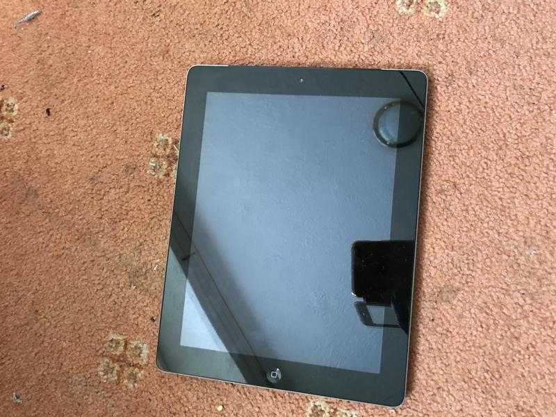 iPad 2 16gb silver for quick sale good condition only 120