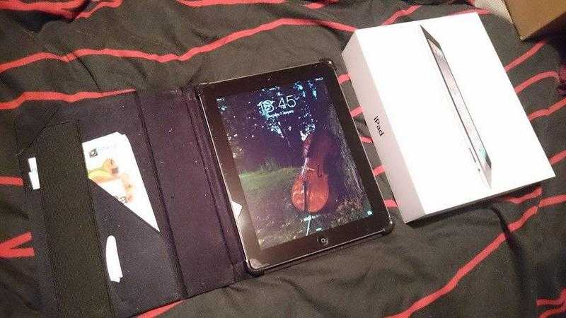 Ipad 2 32gb WiFi boxed with accessories inc marco folio case amp hdmi  charger for tv