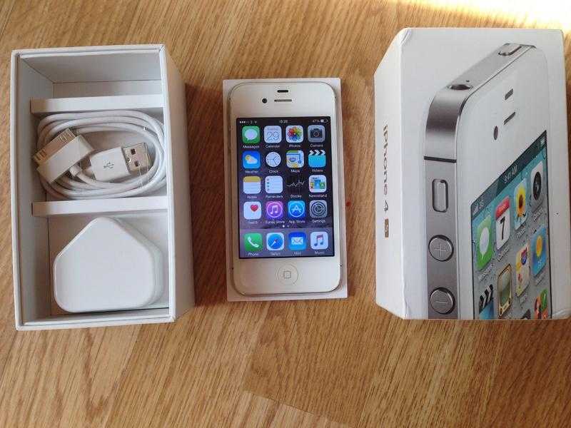 IPHONE 4S-32GB-FACTORY UNLCOKED (OPEN TO ALL NETWORKS)EXCELLENT CONDITION
