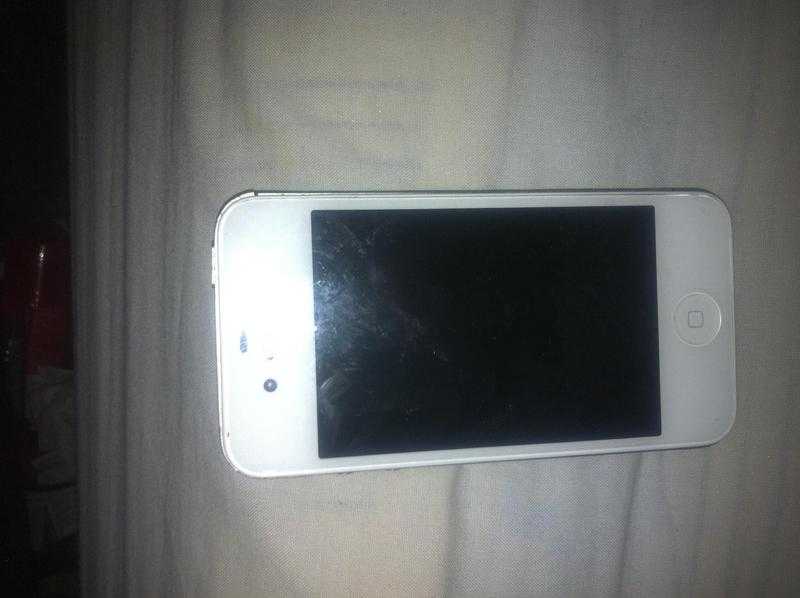 iPhone 4s on ee like new white back camera don039t work