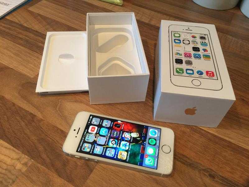 iPhone 5S 32GB SPARES OR REPAIR