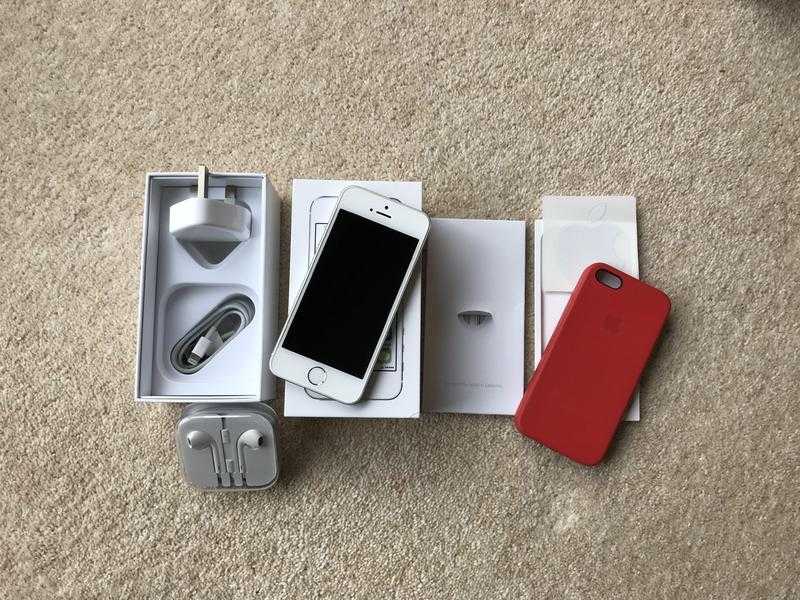 IPhone 5s Silver Boxed 16gb Immaculate