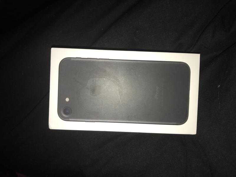 iPhone 7 128gb unlocked matte black