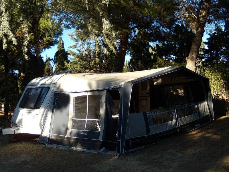 Isabella Commodore 975 Caravan Awning