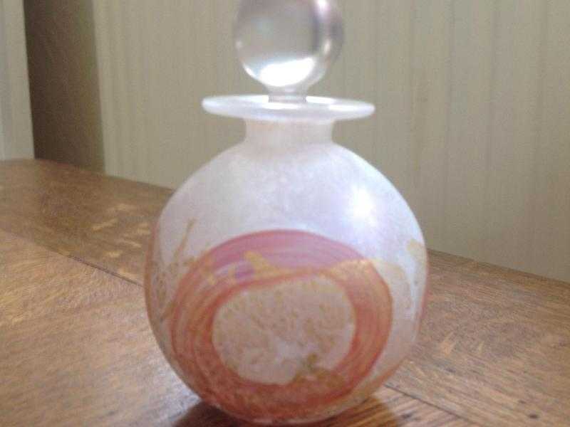 Isle of Wight glass perfume jar with stopper