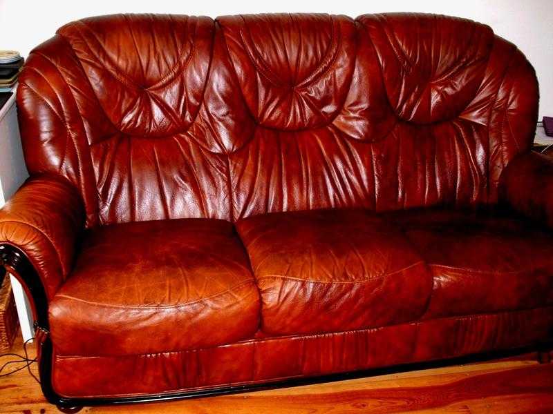 ITALIAN LEATHER 3 PIECE SUITE