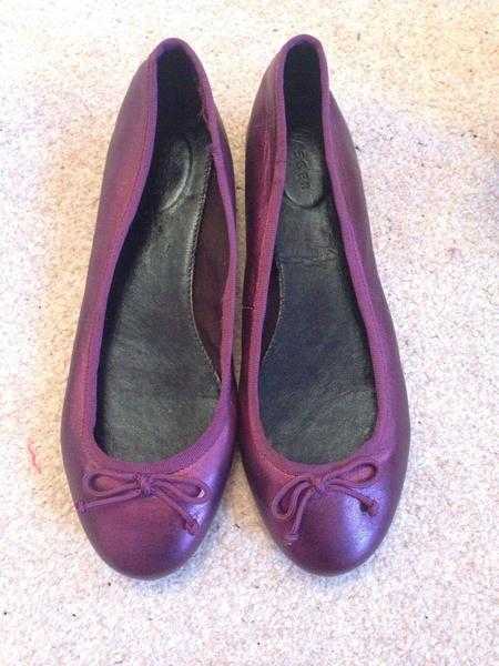 Jaeger Metallic Purple FlatsPumps UK 6...NEW WITHOUT BOX (ORIGINAL) FREE POSTAGE