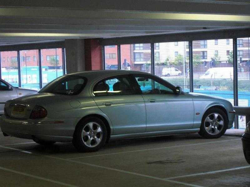 JAGUAR S-TYPE V6 SE AUTO, SILVER, 2000