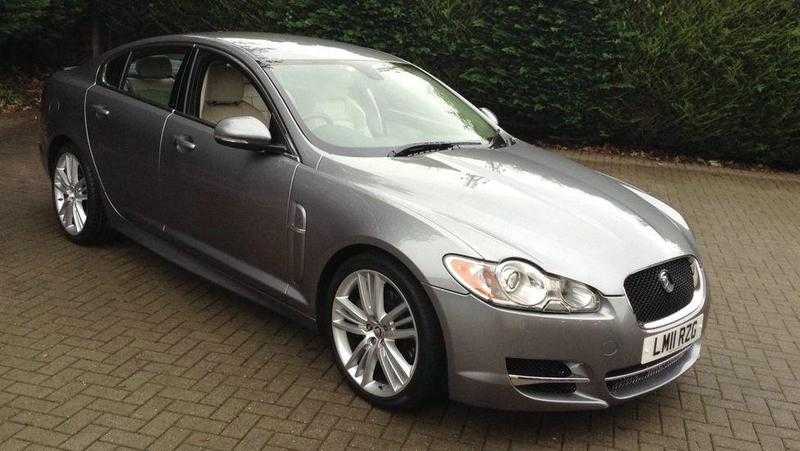 Jaguar XF 2011